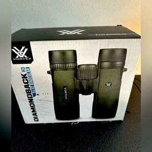 Vortex DiamondBack 8D 8X42 (BrandNew)